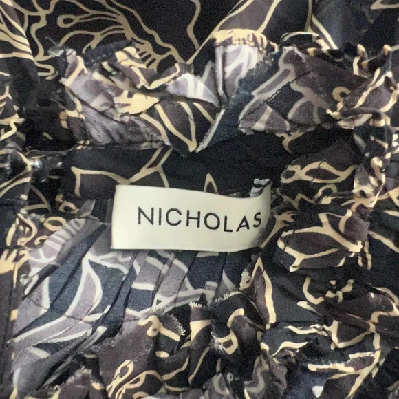 Nicholas Romi Ruffle Trimmed Graphic Floral Blouse in Cocoa Size US 4 - Picture 10 of 12